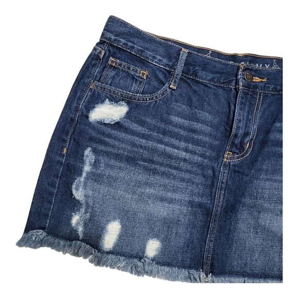 Old Navy Distressed Denim Mini Skirt Size 6 Coastal Cowgirl Back To School - Picture 4 of 7